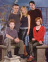 cast4.jpg (87120 bytes)