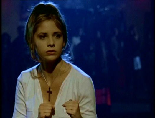 s1 Buffy b1x02 sc 16-M