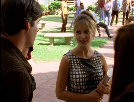 s1 Buffy b1x03 sc 06-M