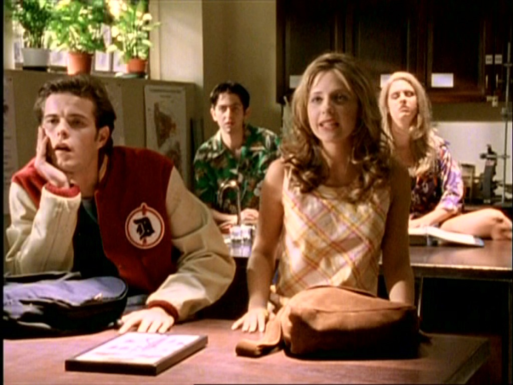 s1 Buffy b1x04 sc 07-M