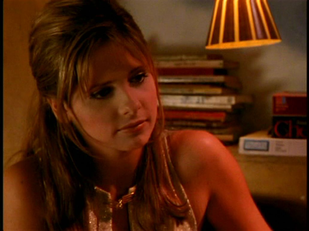 s1 Buffy b1x05 sc 10-M