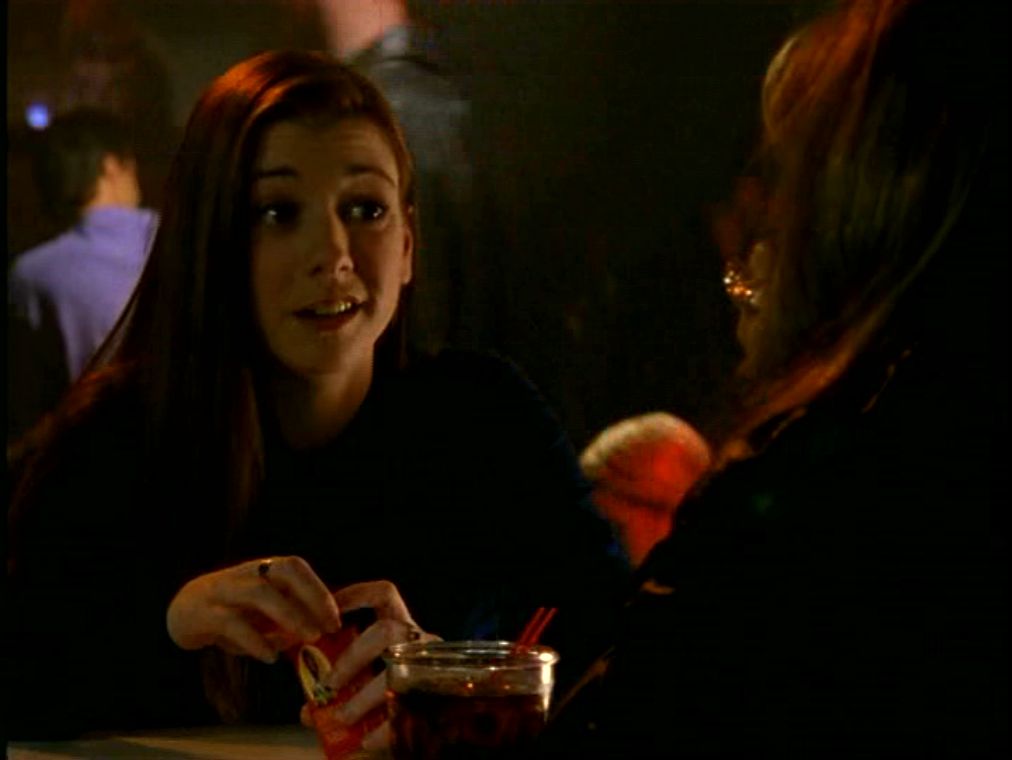 s1 Willow b1x06 sc 01-M