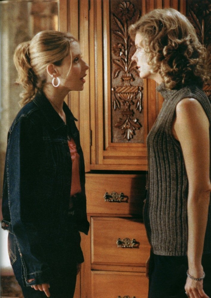 s5 buffy-joyce b5x02 01-XL