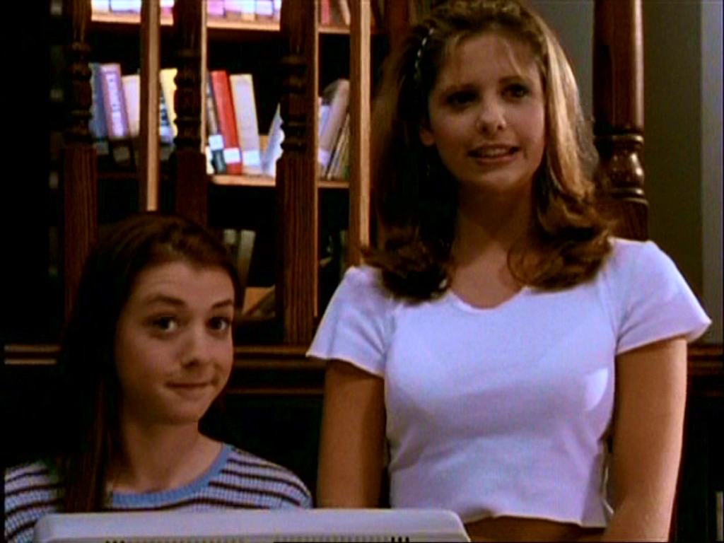 s1 buffy-willow b1x04 sc 09-M