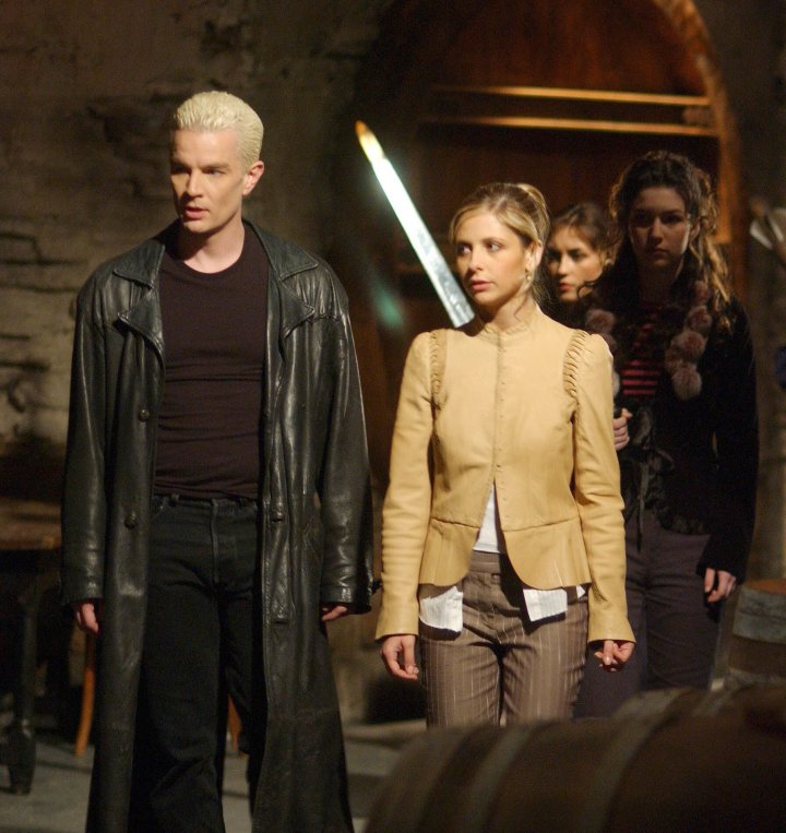 s7 spike-buffy b7x18 01-L