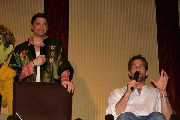 buffy-angel-firefly-cast-booster-bash-convention-july-2005-candid-photos-mq-152.jpg