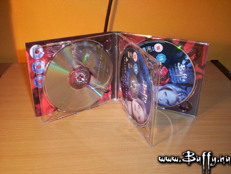 buffy-box-7-seasons-dvd-graphics-12.jpg