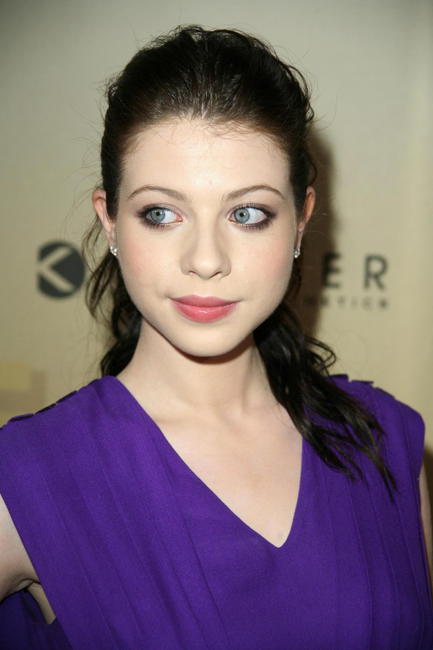 michelle-trachtenberg-crystal-lucy-awards-hq-28-1500.jpg