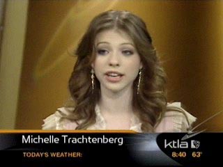michelle-trachtenberg-ktla-show-april-2005-screencaps-mq-063.jpg