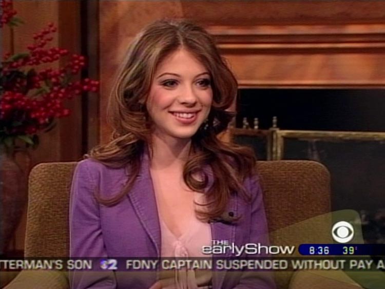 michelle-trachtenberg-the-early-show-cbs-march-18-2005-screencaps-gq-16.jpg